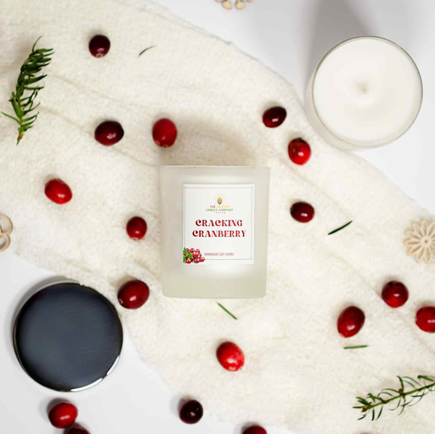 Cracking Cranberry Festive Candle