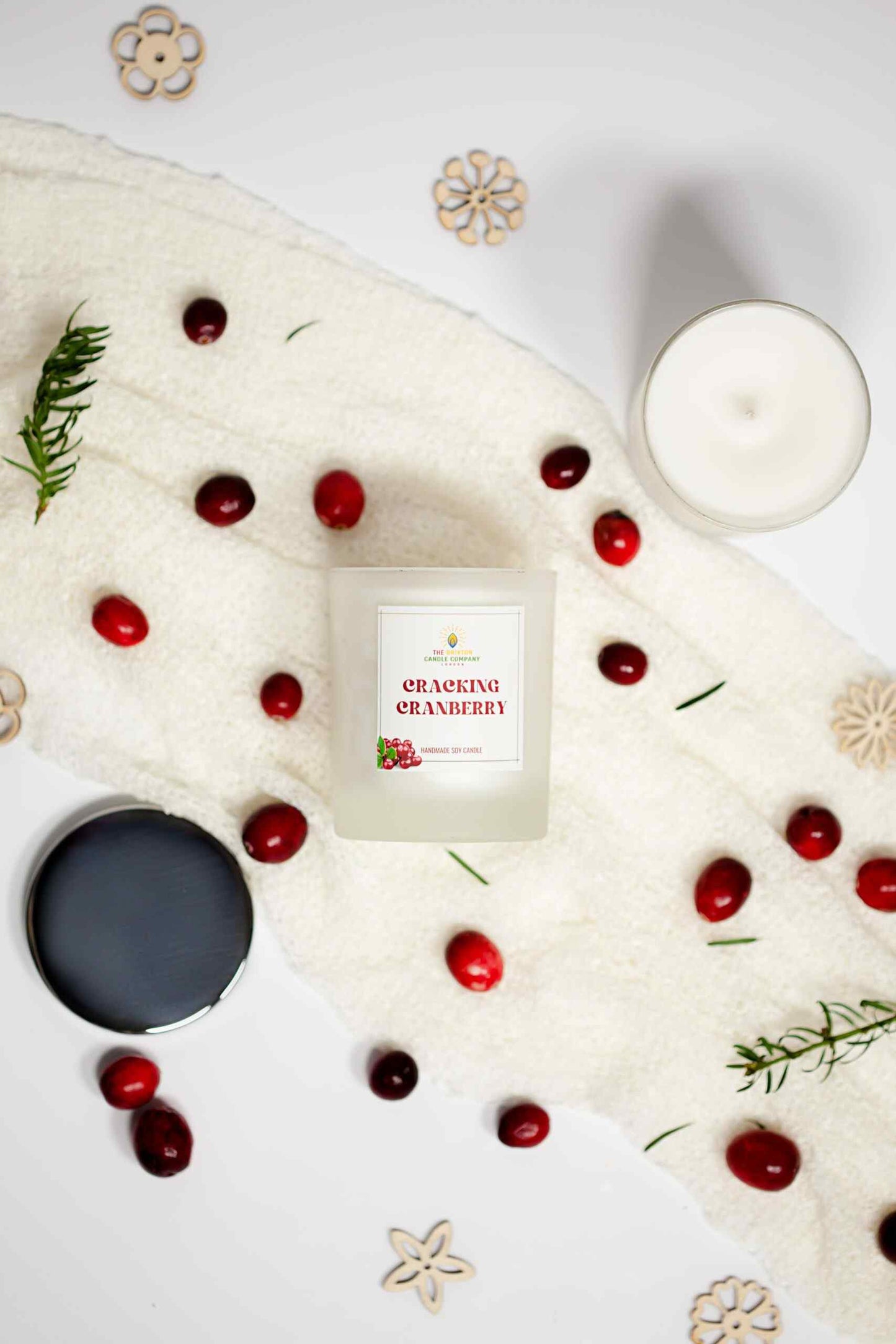 Cracking Cranberry Festive Candle